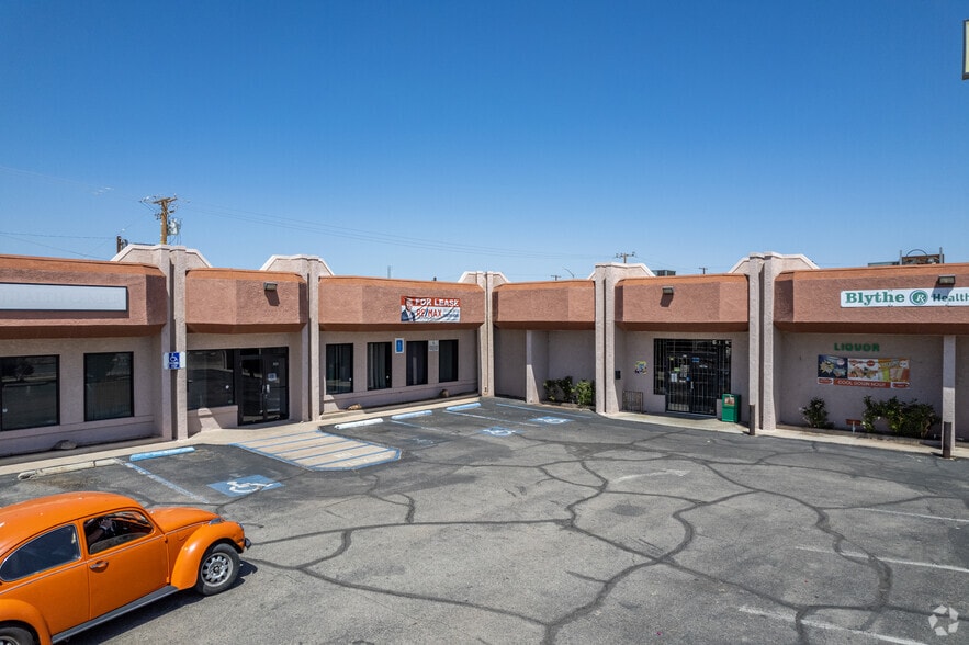 More Photos Of 321 Hobson Way, Blythe Medical For Lease