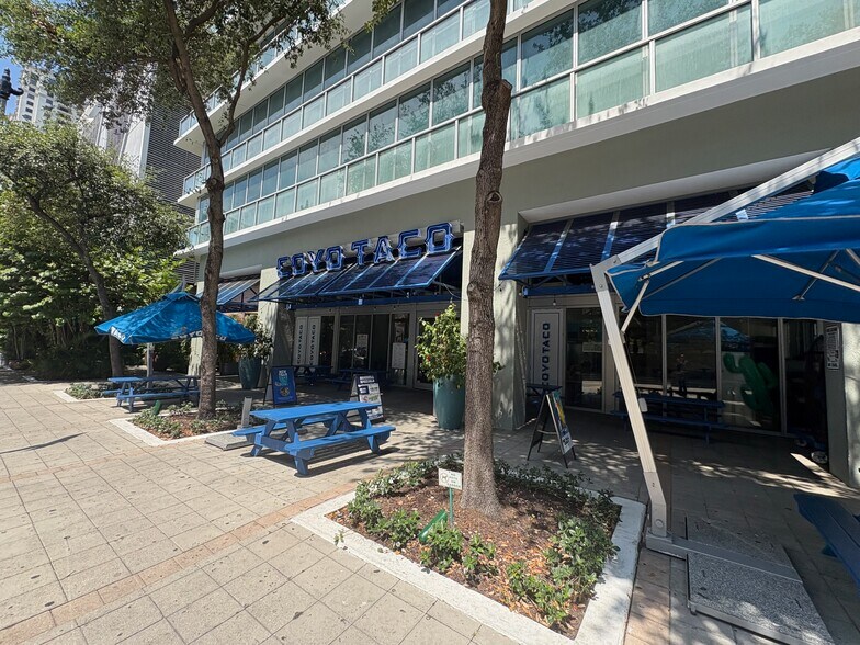 More Photos Of 1111 SW 1st Ave, Miami Apartments For Sale
