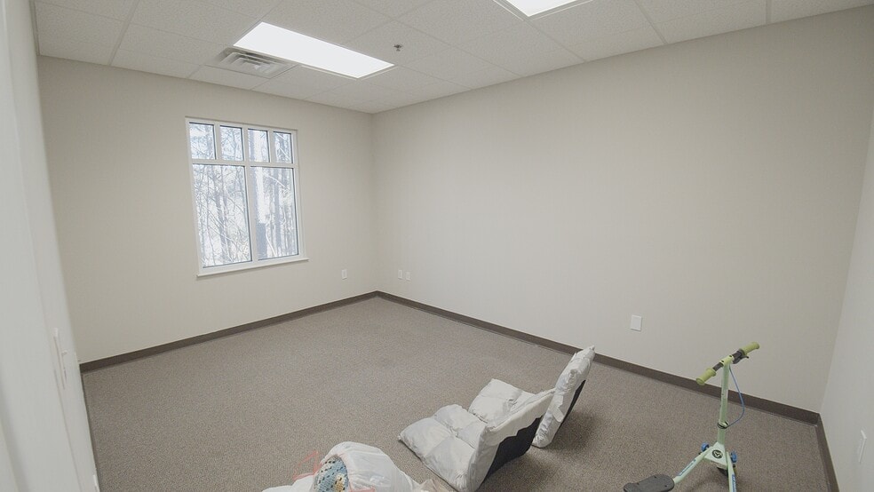 More Photos Of 203 Oakside Ln, Canton Medical For Sale