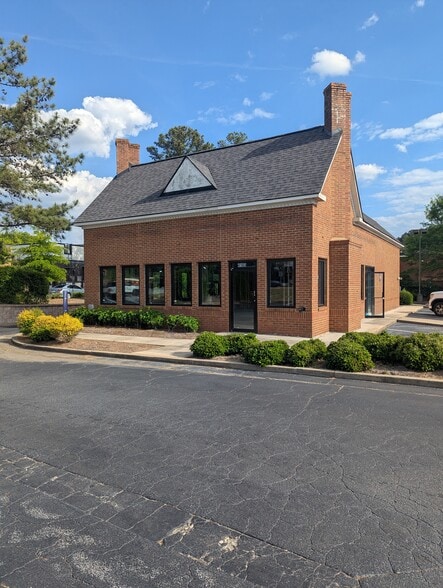 Primary Photo Of 4165 Pleasant Hill Rd, Duluth Freestanding For Sale