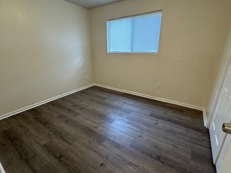 More Photos Of 401 Pinchback Rd, Beaumont Apartments For Sale