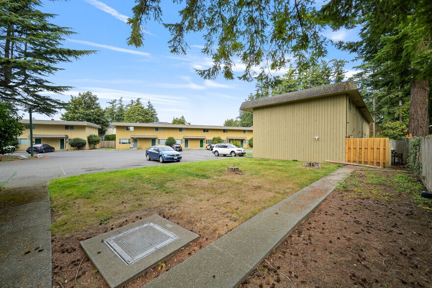 More Photos Of 3330 Northwest Ave, Bellingham Multifamily For Sale