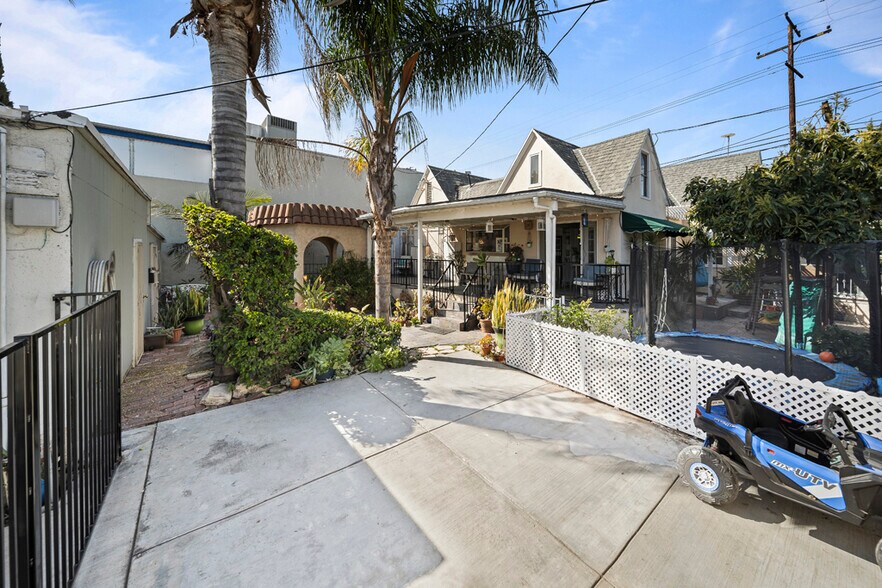 More Photos Of 906 E Commonwealth Ave, Fullerton Storefront For Sale