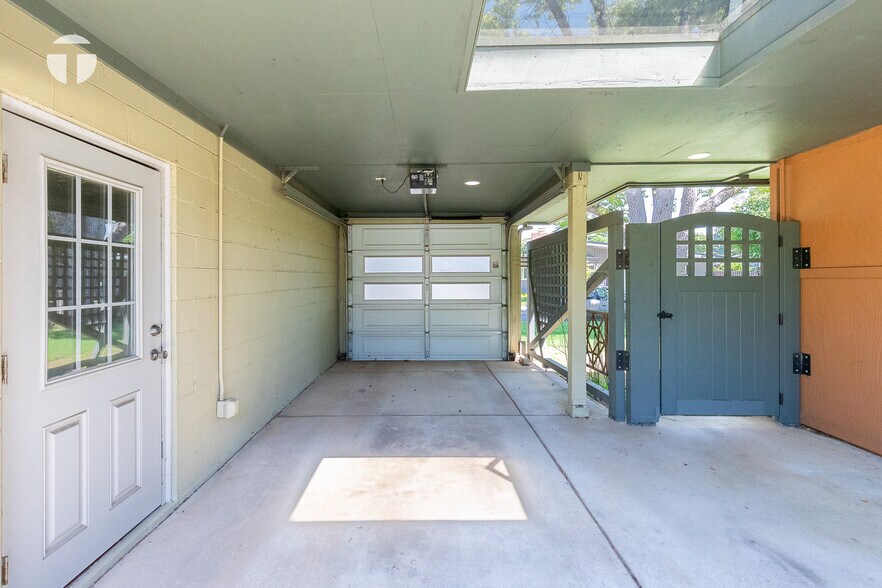 More Photos Of 1449 Claremont Way, Sacramento Apartments For Sale