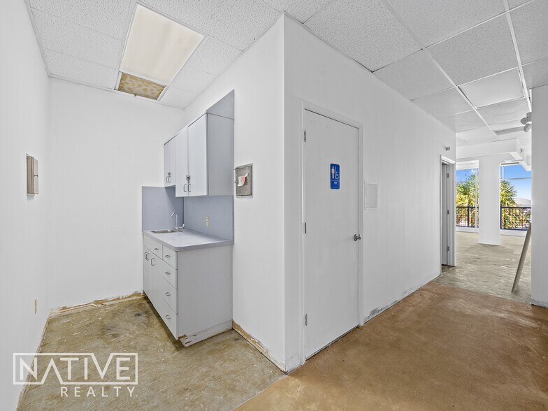 More Photos Of 3700-4032 N Ocean Blvd, Fort Lauderdale Unknown For Lease