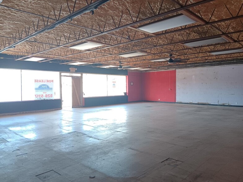 More Photos Of 208 W Rancier Ave, Killeen Storefront For Lease