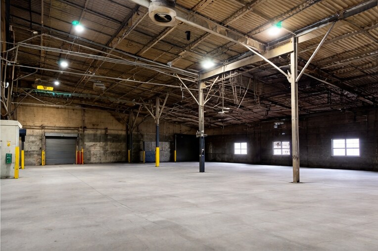 More Photos Of 1345 Henry St, Huntington Manufacturing For Sale