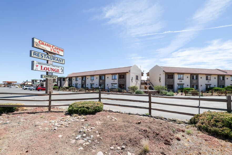 Primary Photo Of 257 S State Route 64, Williams Hotel For Sale