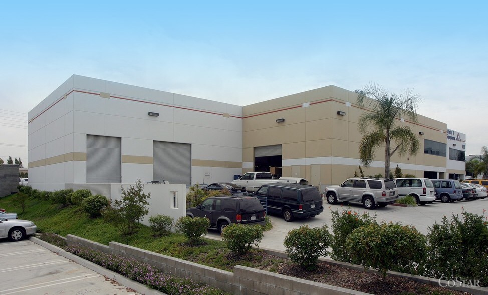 Primary Photo Of 12255 Crosthwaite Cir, Poway Manufacturing For Lease