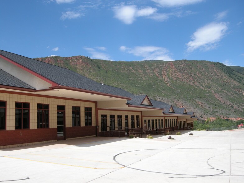 More Photos Of 2550 Highway 82, Glenwood Springs Showroom For Sale