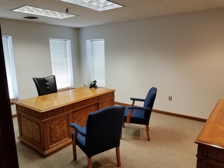 More Photos Of 2130 Industrial Park Rd, Ferdinand Warehouse For Lease