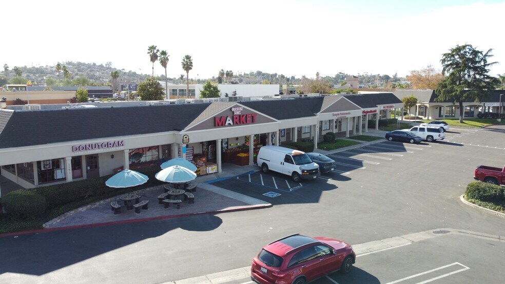 More Photos Of 1111-1161 E Washington Ave, Escondido Unknown For Lease