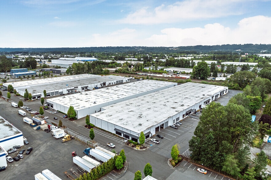 More Photos Of 7815 S 208th St, Kent Warehouse For Lease