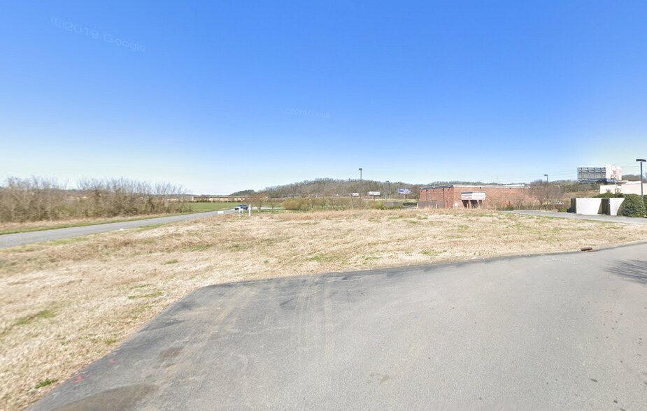 More Photos Of 702 Winfield Dunn Pky, Sevierville Land For Lease