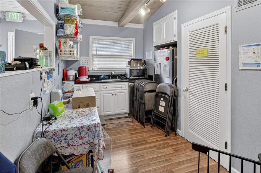 More Photos Of 2120 Omega Rd, San Ramon Daycare Center For Sale