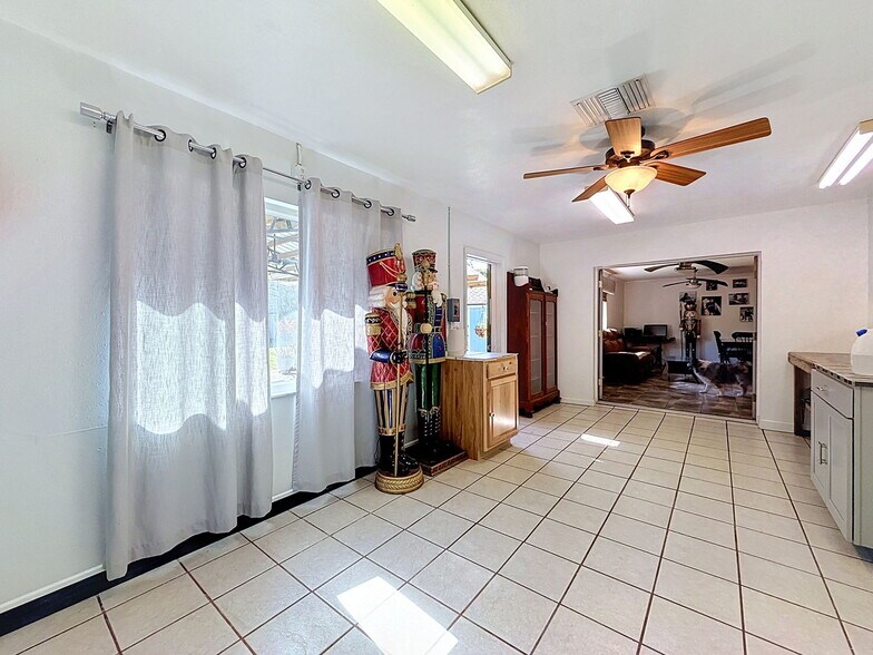 More Photos Of 7813 Leo Kidd Ave, Port Richey Flex For Sale