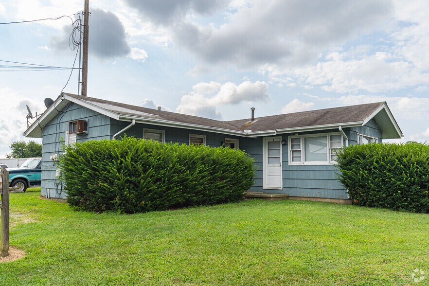 More Photos Of , Dover Unknown For Sale