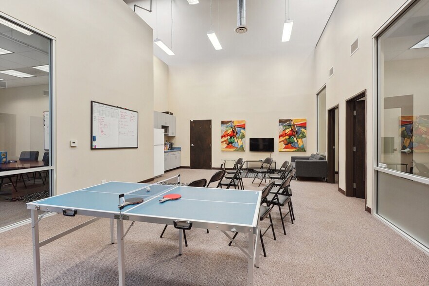 More Photos Of 2215-2221 W 190th St, Torrance Loft Creative Space For Lease