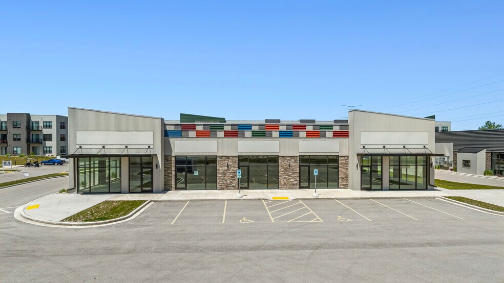 More Photos Of 2932 84th St, Sturtevant General Retail For Lease