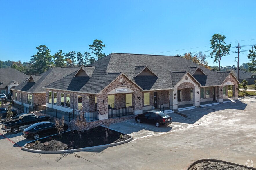 More Photos Of 1904 Longmire Rd, Conroe Unknown For Lease