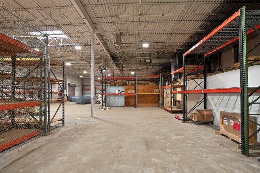 More Photos Of 16000 Trade Zone Ave, Upper Marlboro Warehouse For Sale