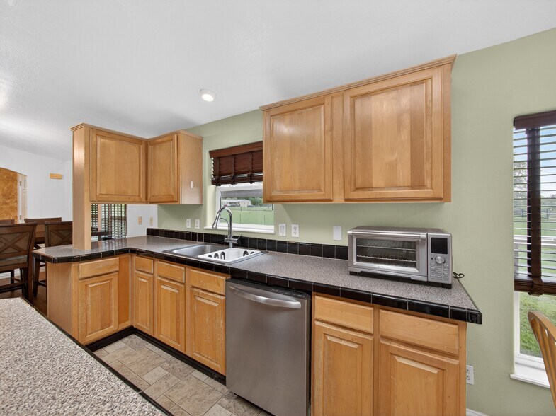 More Photos Of 279 Highline Dr, Bastrop Land For Sale