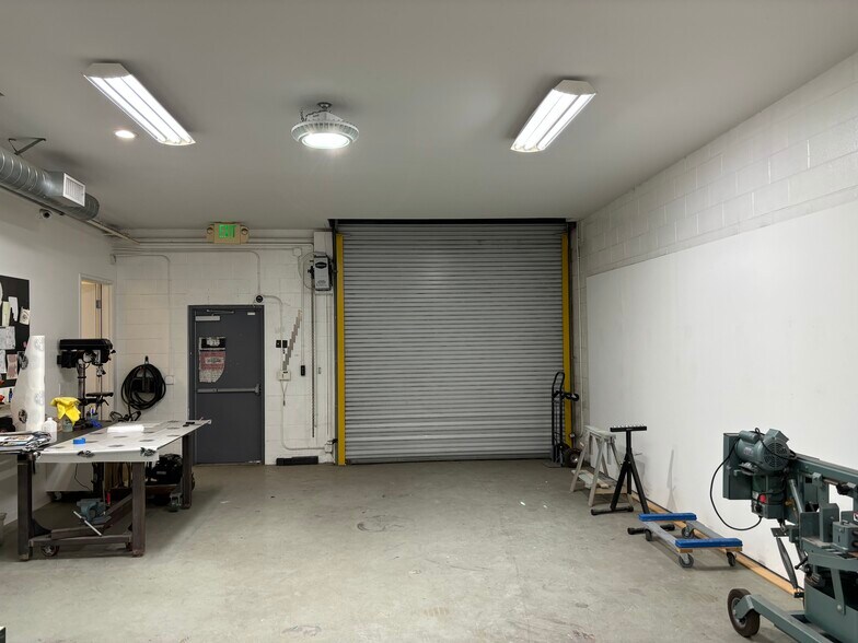 More Photos Of 4437 Telegraph Rd, Los Angeles Warehouse For Sale