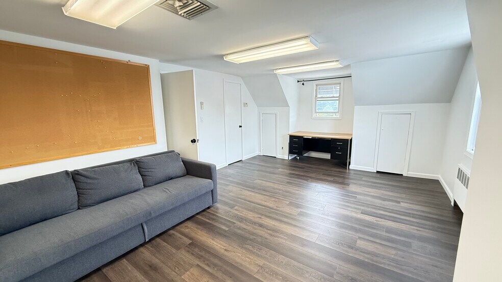 More Photos Of 74 Merrick Rd, Amityville Storefront Retail Office For Sale