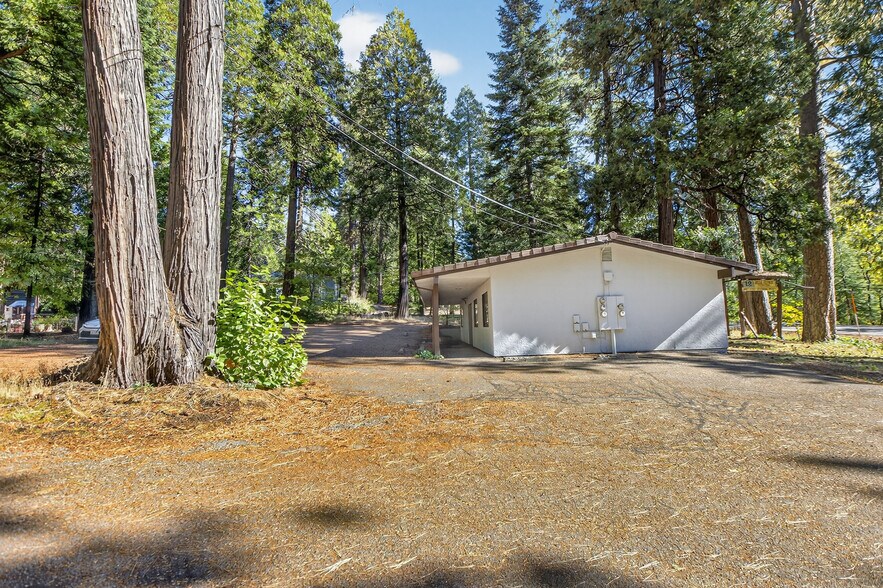 More Photos Of 5897 Pony Express Trl, Pollock Pines Office For Sale
