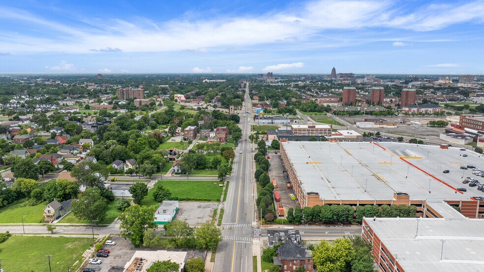 More Photos Of 2846 Trumbull St, Detroit Storefront For Sale