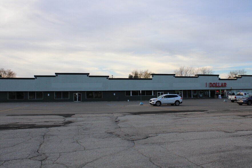More Photos Of 3771-3805 N Michigan Ave, Saginaw Unknown For Lease