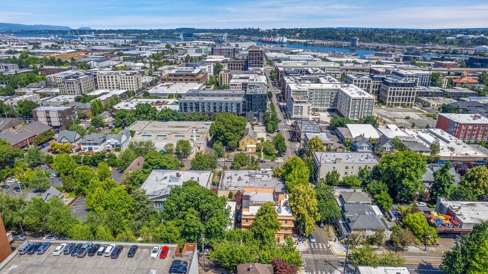 More Photos Of 1215 NW 21st Ave, Portland Apartments For Sale