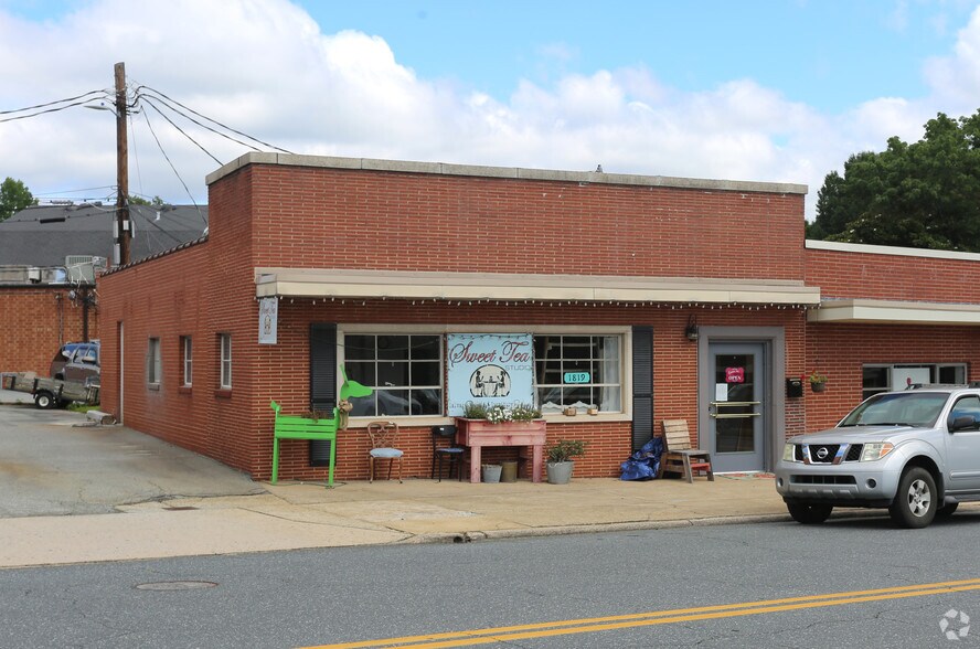 More Photos Of 1819 Pembroke Rd, Greensboro Office For Sale