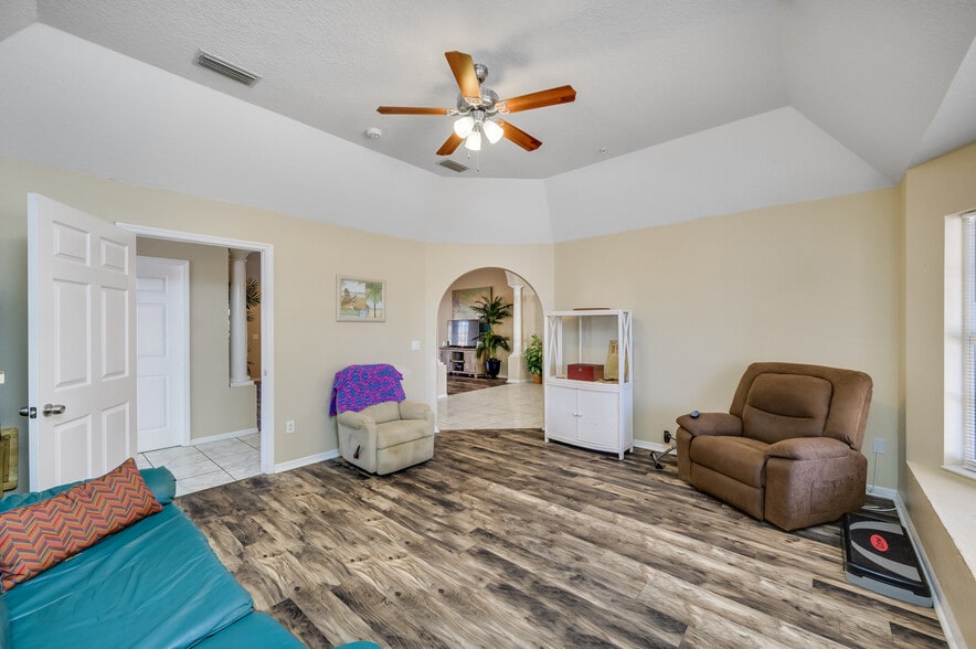 More Photos Of 2820 Pan American Blvd, North Port Assisted Living For Sale