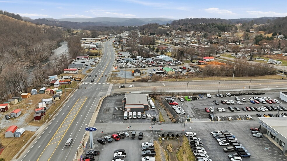 More Photos Of 2214 W Elk Ave, Elizabethton Auto Dealership For Sale