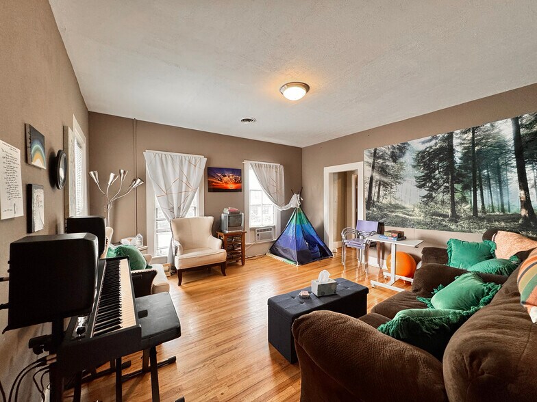 More Photos Of 702-704 N Tejon St, Colorado Springs Office Residential For Sale