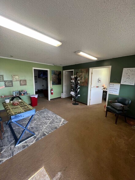 More Photos Of 1000 C St, Hawthorne Office Residential For Sale