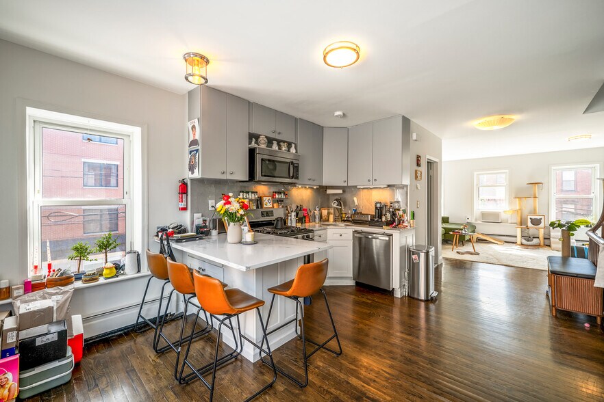 More Photos Of 548 Jersey Ave, Jersey City Storefront Retail Residential For Sale