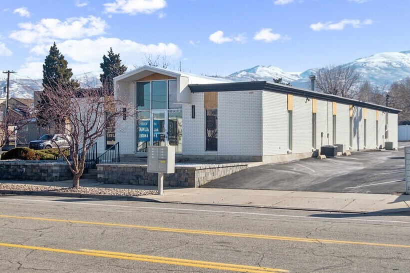 Primary Photo Of 940 N 400 E, North Salt Lake Office For Sale