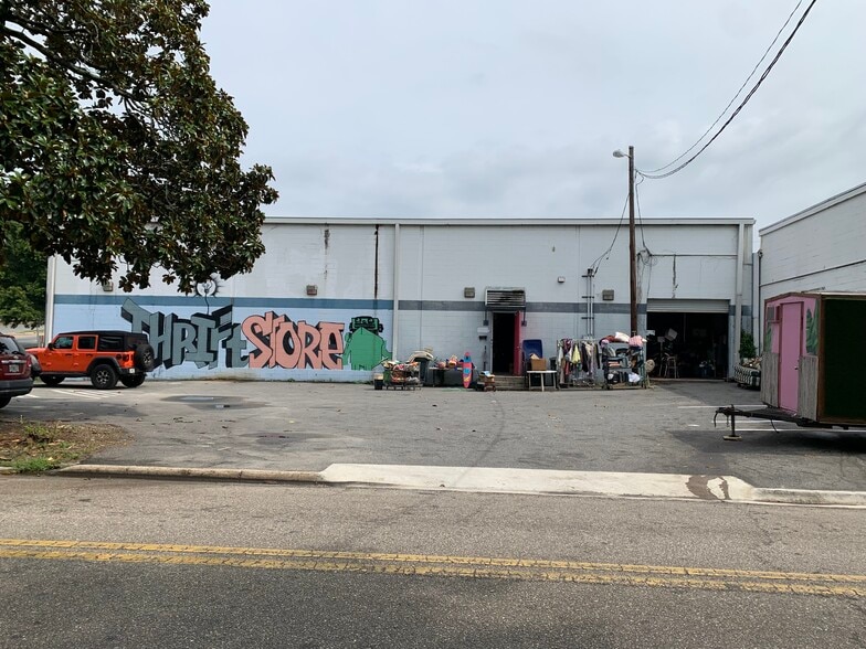 More Photos Of 120 W Harrison St, Tallahassee General Retail For Lease