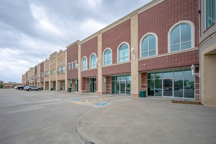 More Photos Of 480 24th Ave NW, Norman Storefront Retail Office For Lease