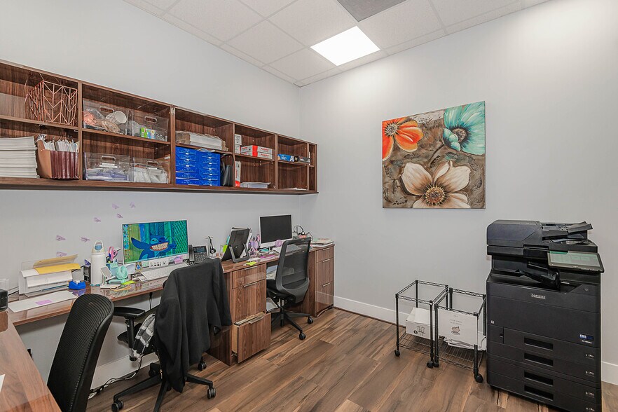 More Photos Of 7301 Wiles Rd, Coral Springs Medical For Lease