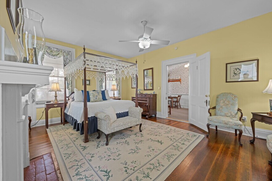 More Photos Of 215 Pollock St, New Bern Hospitality For Sale