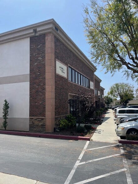 More Photos Of 874-888 Palomares Ave, La Verne Warehouse For Lease