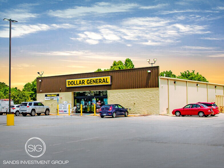 Primary Photo Of 4505 Linden Creek Pky, Flint Freestanding For Sale