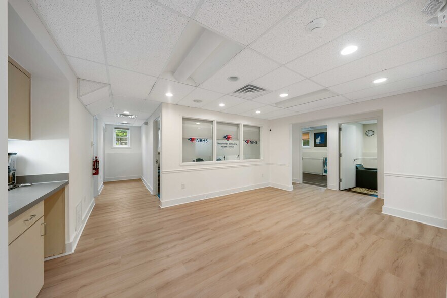 More Photos Of 8 Marcella Ave, West Orange Medical For Sale
