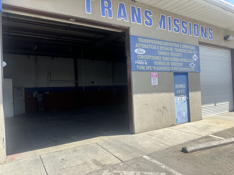More Photos Of 1498 N Nellis Blvd, Las Vegas General Retail For Lease