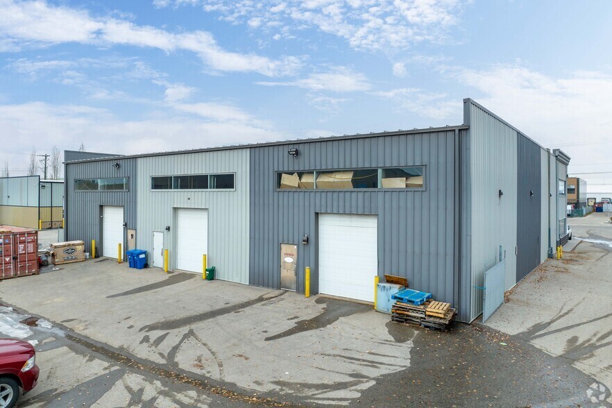 More Photos Of 4351 104th Ave SE, Calgary Warehouse For Sale