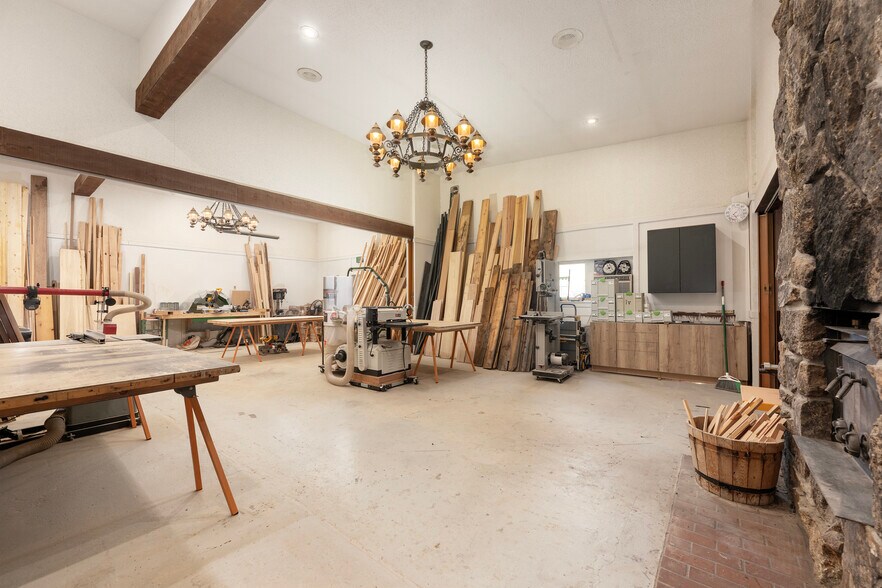 More Photos Of 312 4th Street St, Kremmling Light Manufacturing For Sale