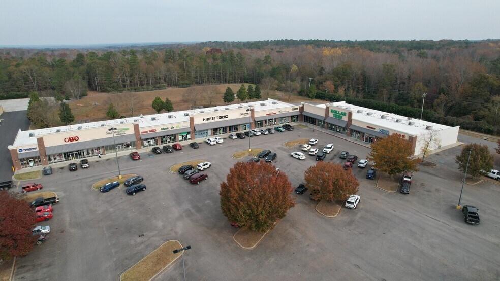 More Photos Of 115 E Church St, Leesville Unknown For Lease